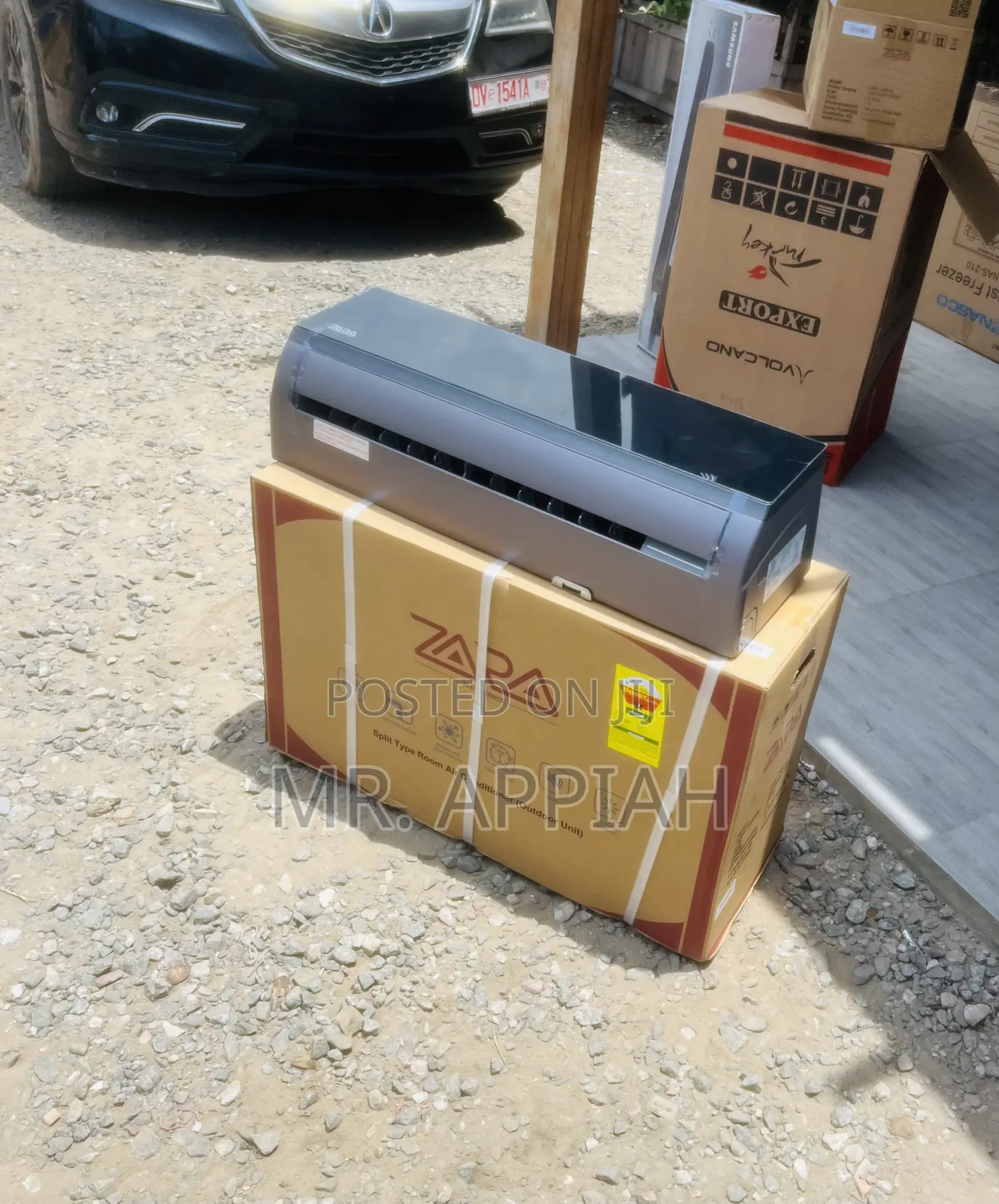 Sealed in Box Zara 1.5 R410 Gas Black Mirror Edition.