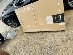 65”UR73 UHD Smart LG Google Play