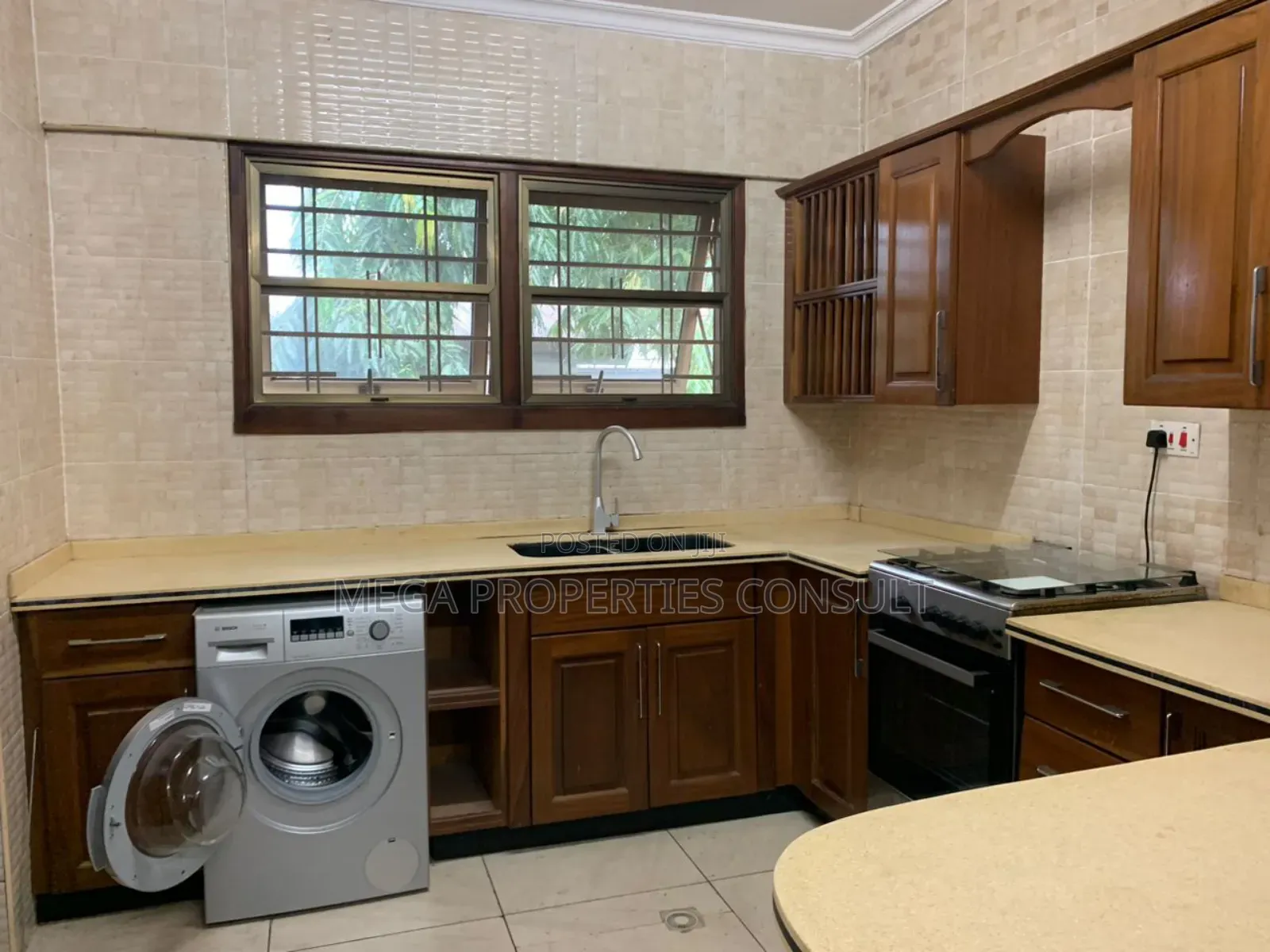 4bdrm House in Achimota for rent