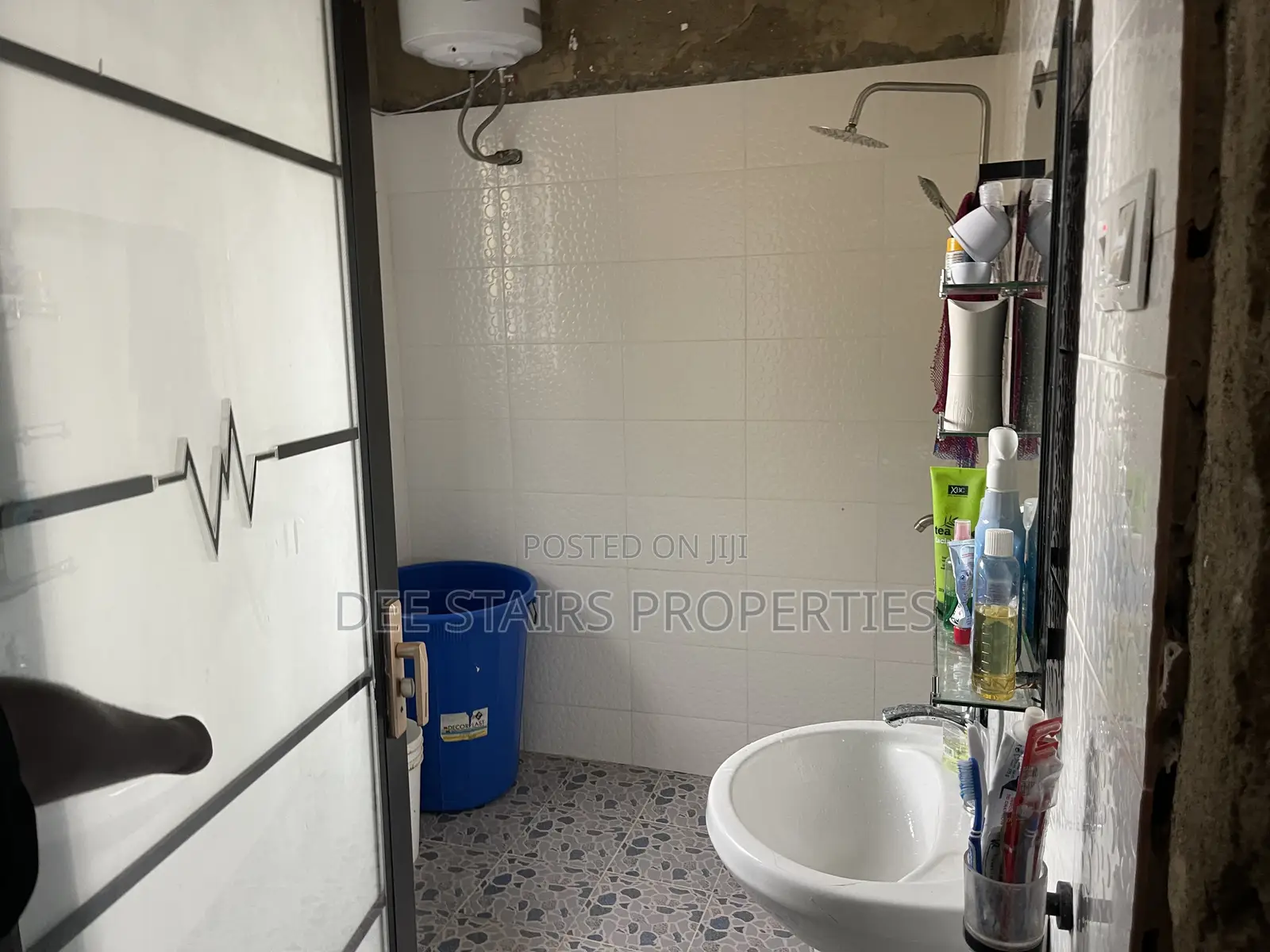 2bdrm Apartment in Tse Addo Behind for rent