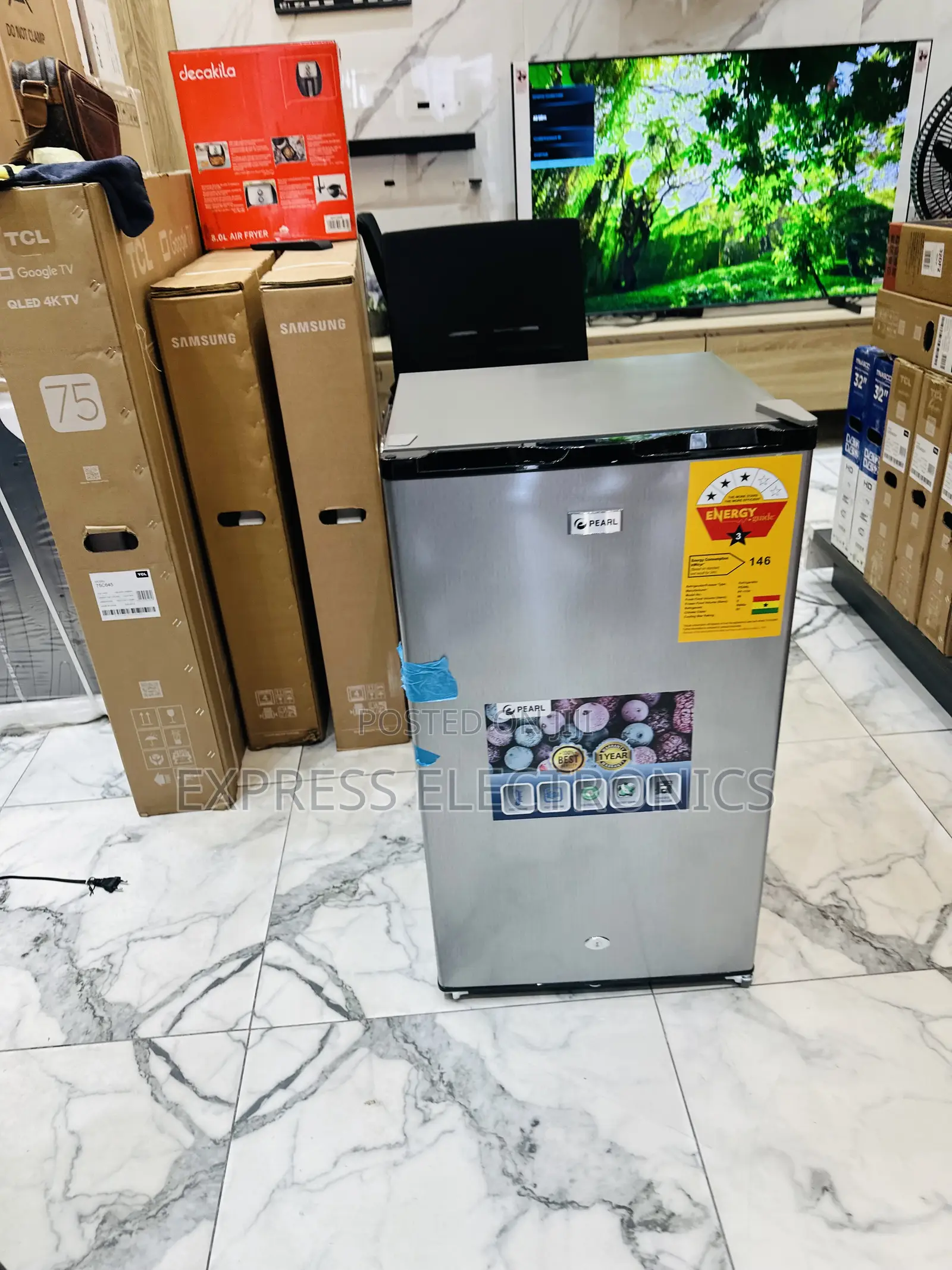 Strong  Tabletop Pearl PF-111H Grey Color Fridge