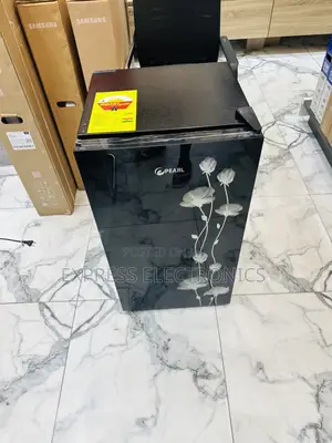 High Efficiency Black Pearl PF-109 Fridge Single Door