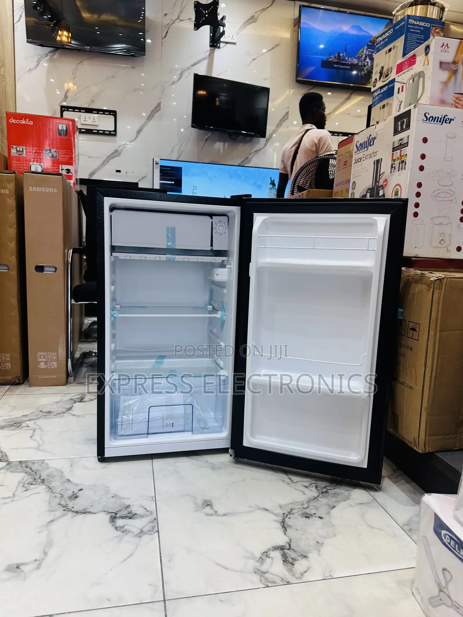 Best and Affordable Black Mirror Pearl PC-109