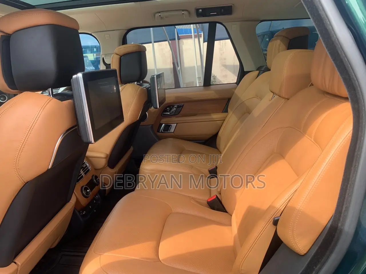 Land Rover Range Rover Vogue 2022 Green