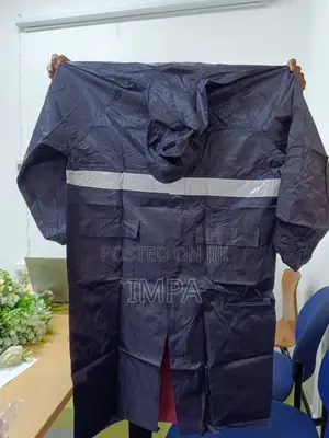 Maxgrade Raincoat With Tape; Type: Straight; Color: Blue