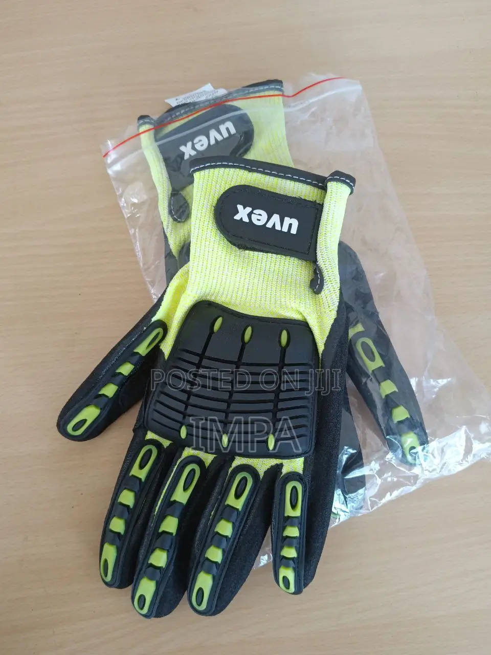 Uvex Synexo Impact 1 Resistants Gloves