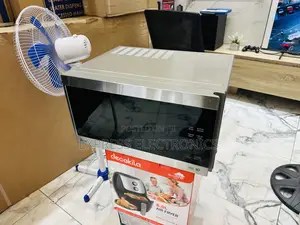 High Efficiency Sleek Microwave Oven 42L LG Sliver Color