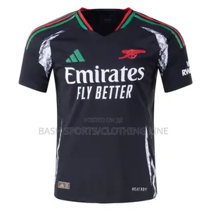 Arsenal 24/25 Away Kit