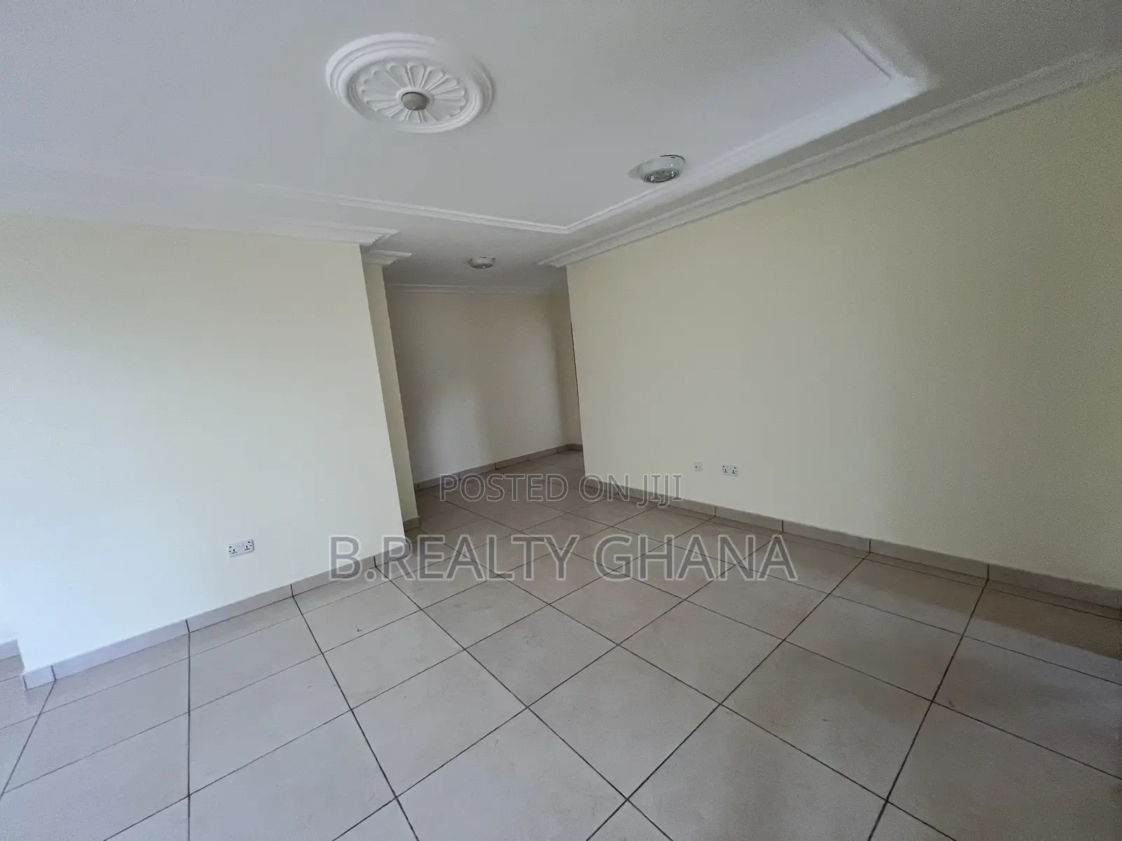 4bdrm House in Gated Community, East Legon for rent