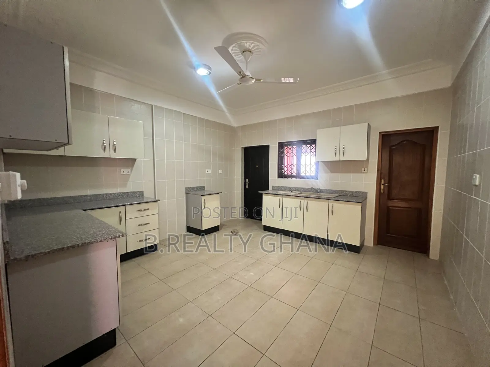 4bdrm House in Gated Community, East Legon for rent