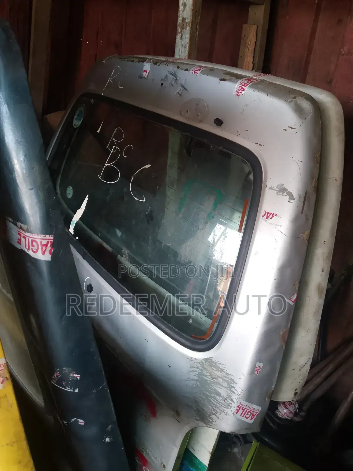Hyundai H100 Boot