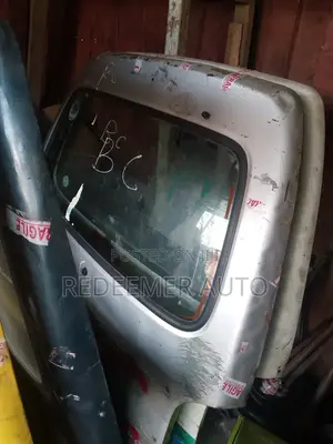 Hyundai H100 Boot