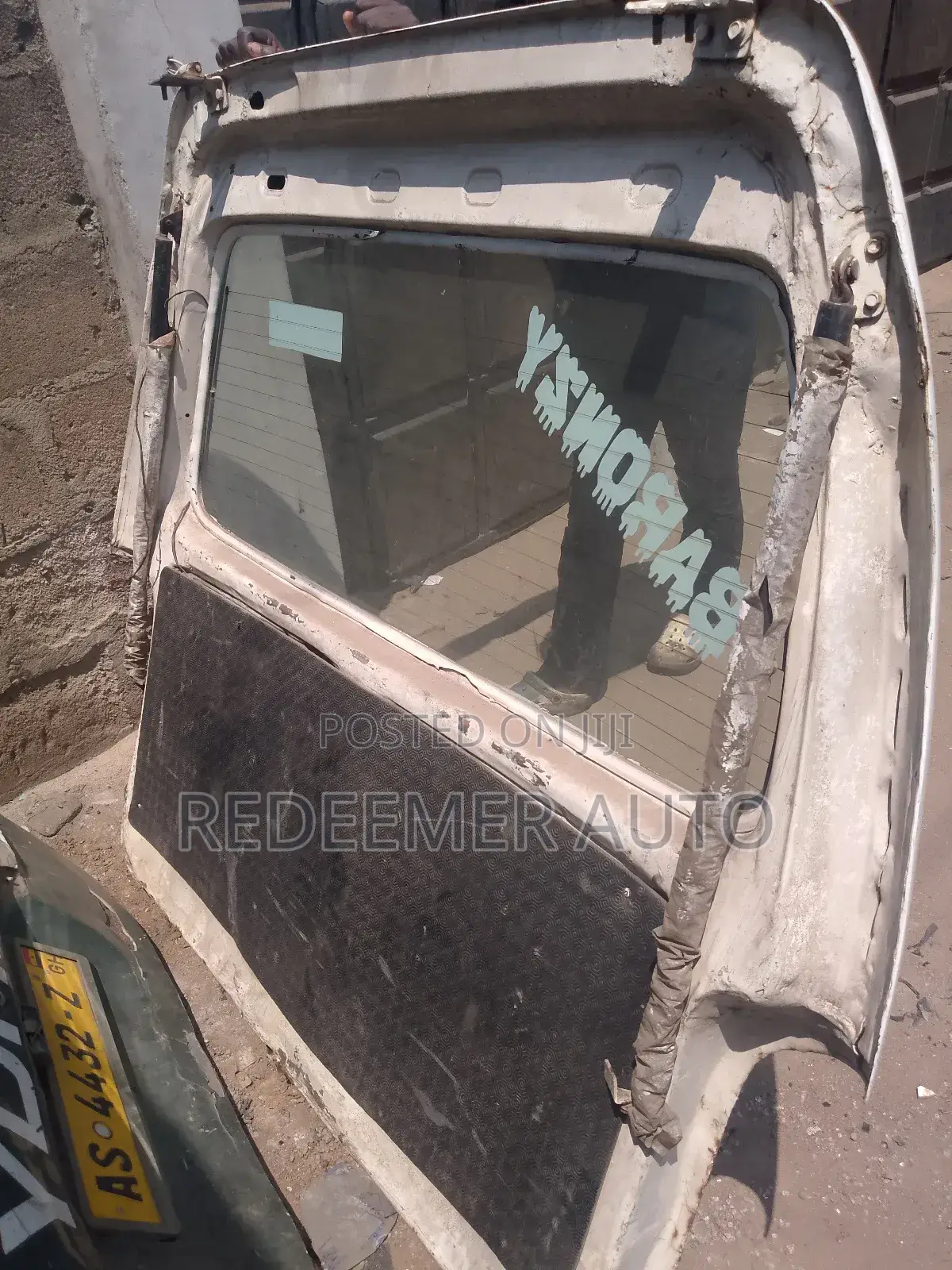 Hyundai H100 Boot