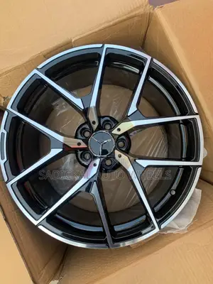 Mercedes Benz Rim