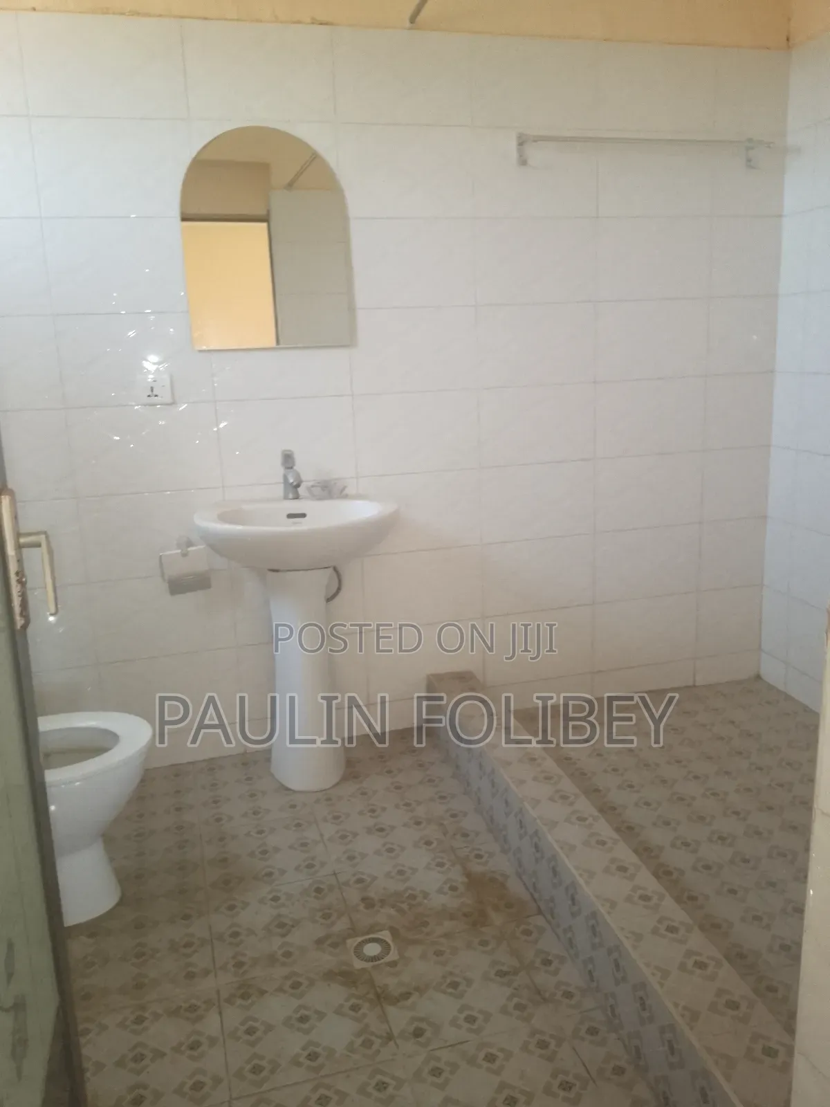 2bdrm Apartment in Dg Properties, Ablekuma for rent