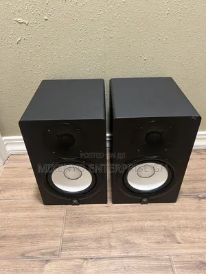 Yamaha Hs7 - Powered Studio Monitor With Free Audio Cable