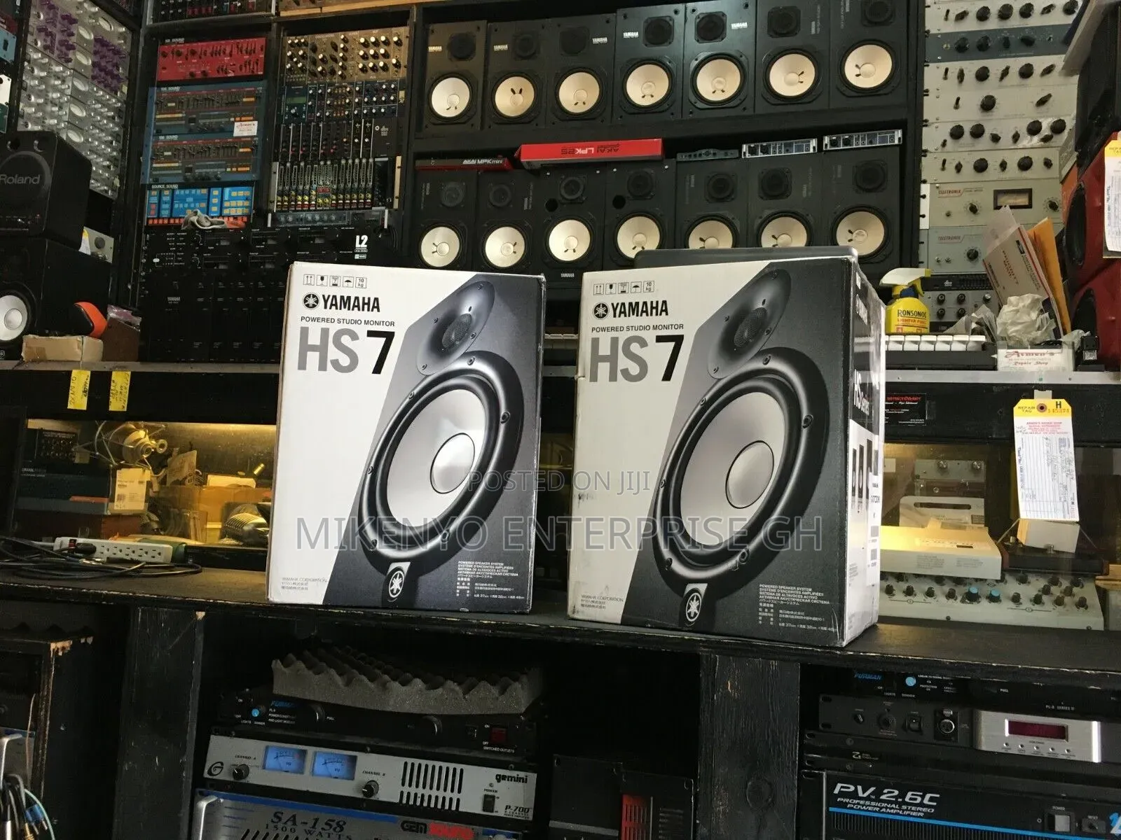 Yamaha Hs7 - Powered Studio Monitor With Free Audio Cable