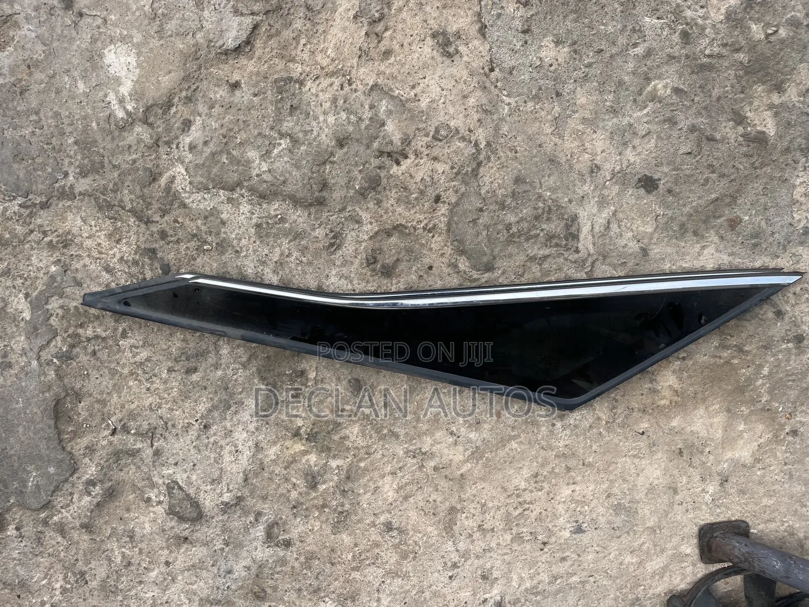 Lexus RX350 2018 Body Vent