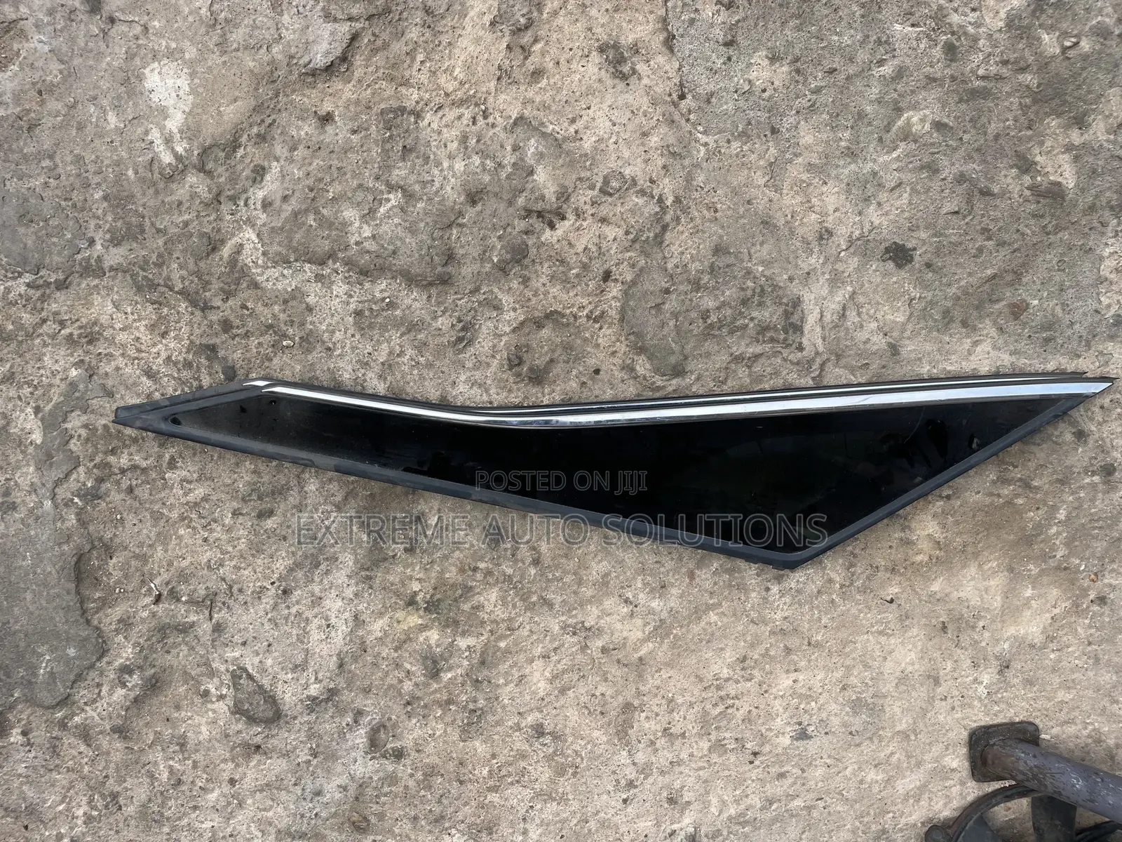 Lexus RX350 2018 Body Vent
