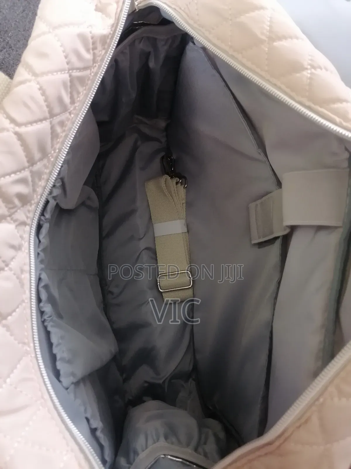 Maternity Diaper Bag With a Changing Mat
