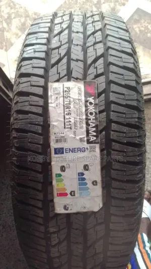 Original Yokohama 265/70r17 Tyres Available for All Cars