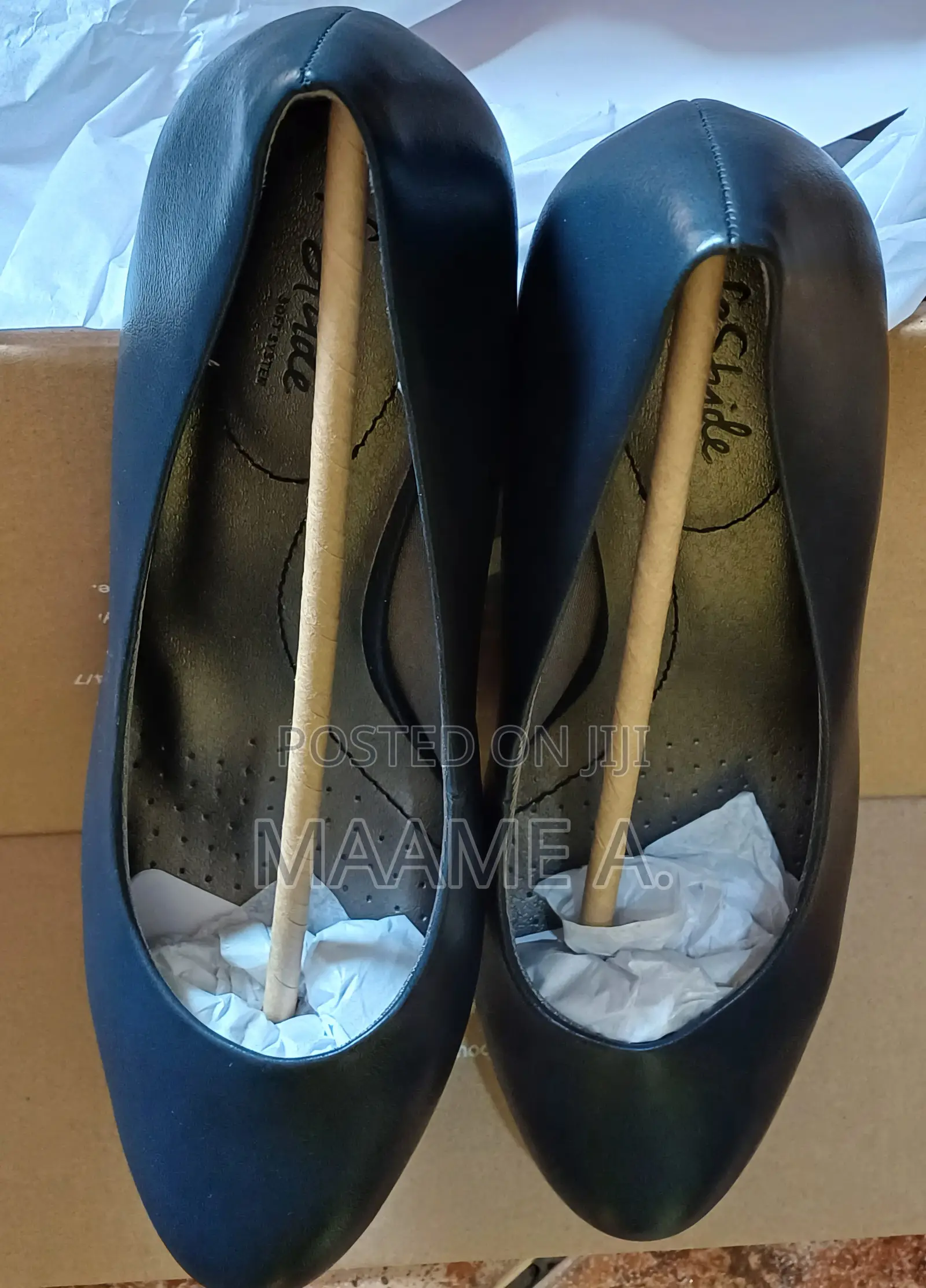 Lifestride Navy Comfortable Closed Shoe Heel