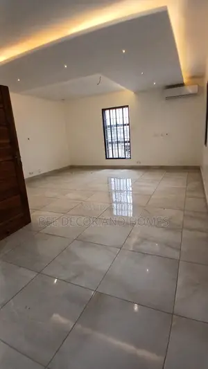 4bdrm Mansion in Bee Decor & Homes, East Legon for sale