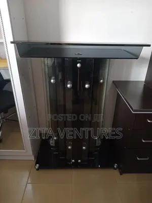 Full Glass Pulpit
