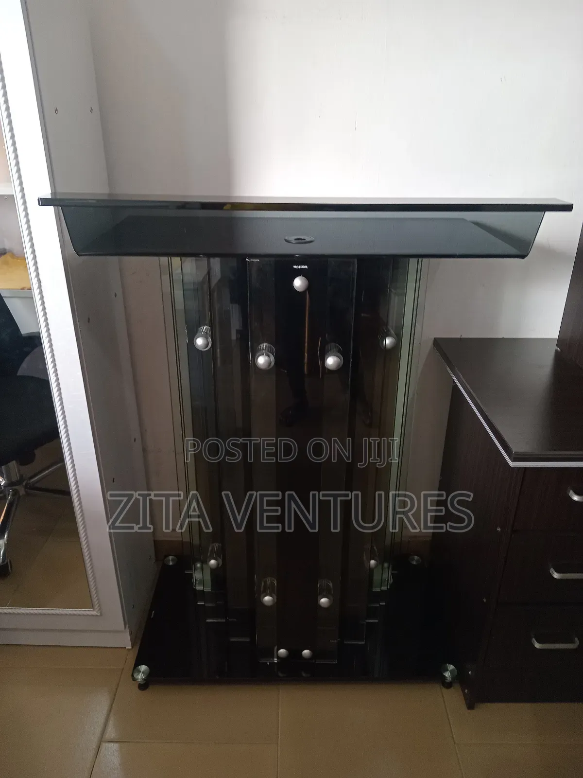 Full Glass Pulpit