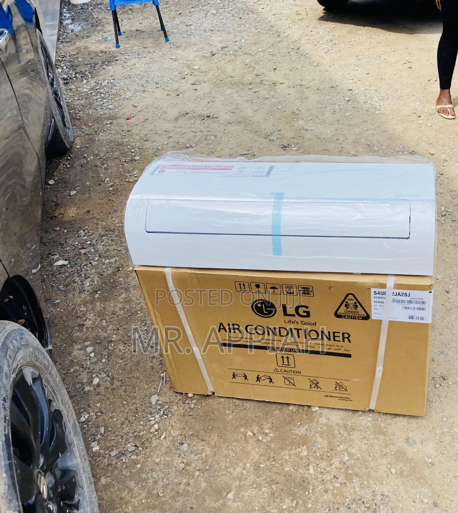 Get LG 1.5hp Slit Inverter Electric Air Conditioner.