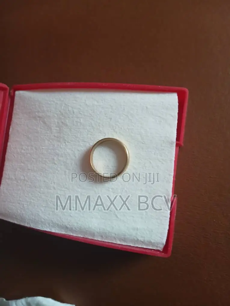 Gold and Silver Ring Wipe