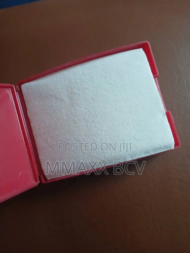 Gold and Silver Ring Wipe