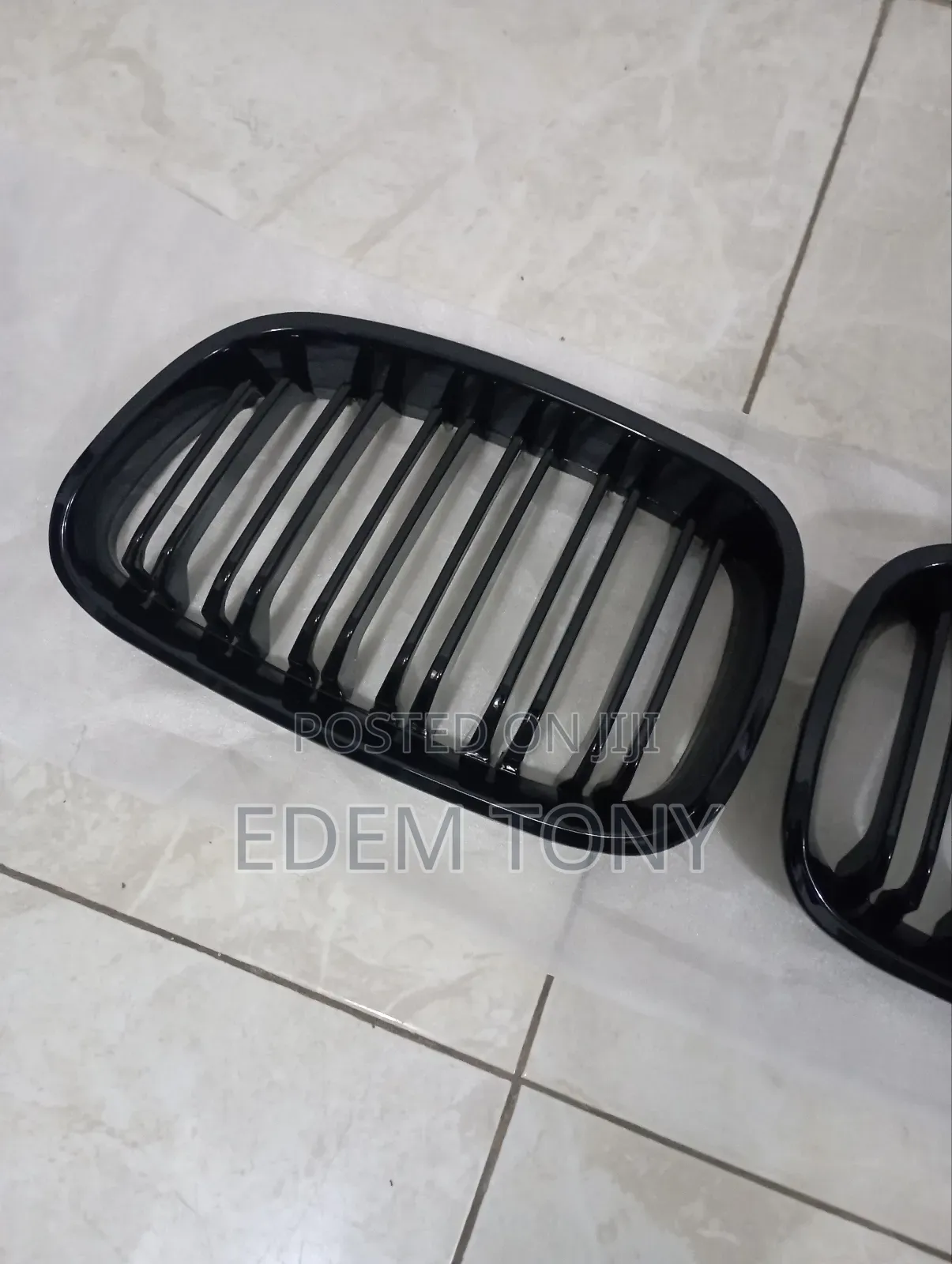 Double Line Front Kidney Grill BMW E90 E91 in Glossy Black