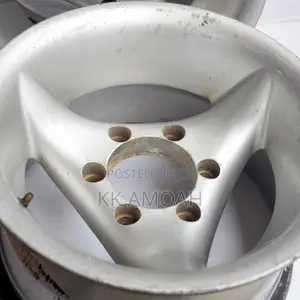 Solid Sporty Alloy Rim 15inches for Any 4X4 Pickup Truck