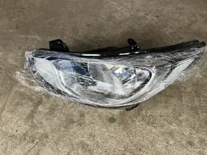 Hyundai Accent 2015 Headlights