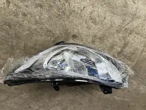 Hyundai Accent 2015 Headlights