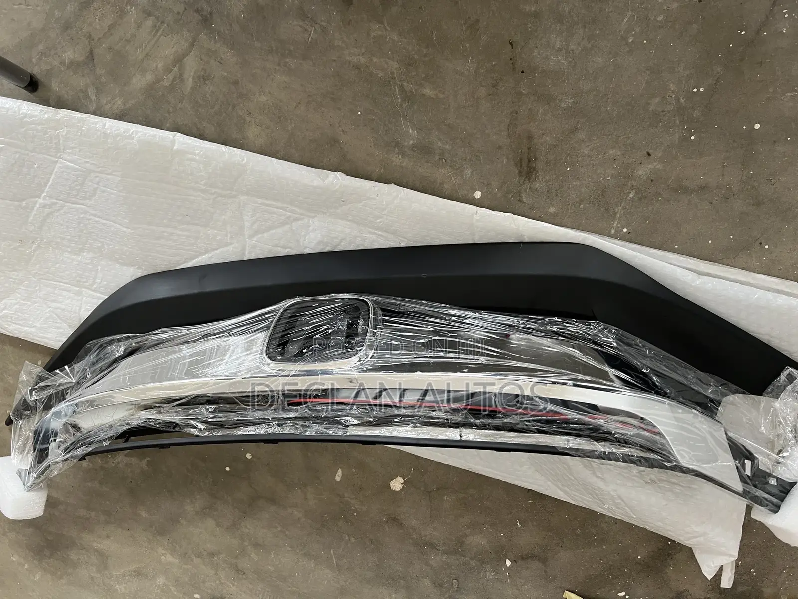 Honda Civic 2017 Bumper Top Grille
