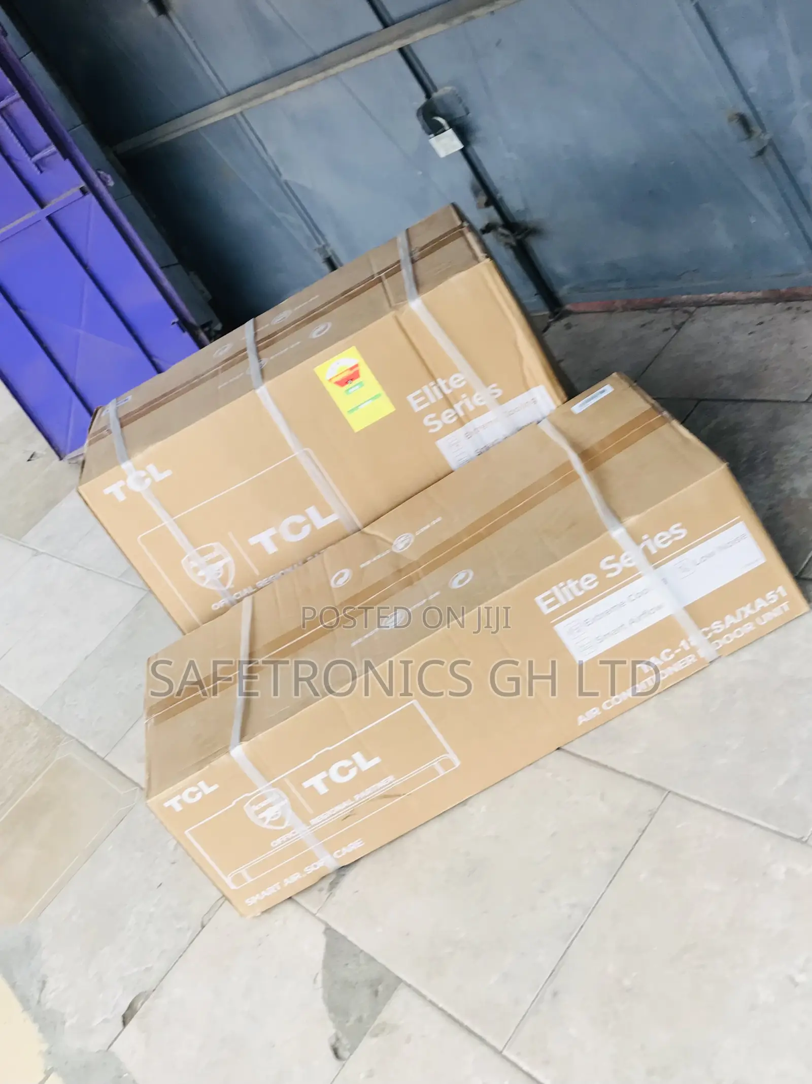 \ TCL White Non-Inverter 1.5 Horsepower Split System Ac