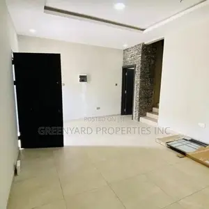 2bdrm Townhouse / Terrace in Upsa, East Legon for rent