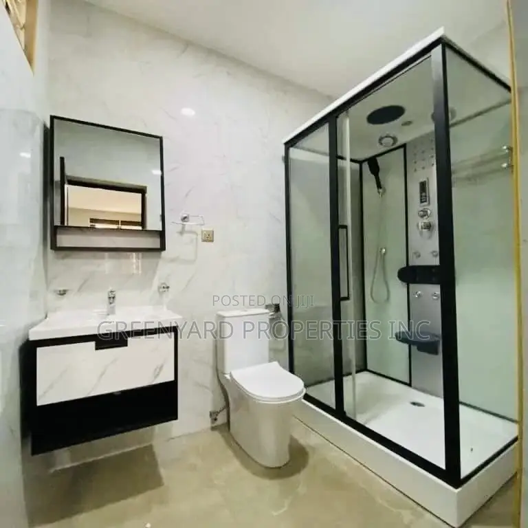 2bdrm Townhouse / Terrace in Upsa, East Legon for rent