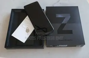 New Samsung Galaxy Z Fold 3 256 GB Black