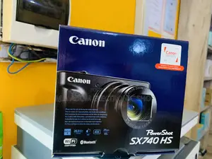 Canon Powershot SX740 HS Camera With 40x Optical Zoom