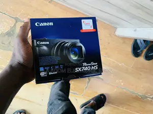 Take All Your 4 Videos With This Powershots Camera