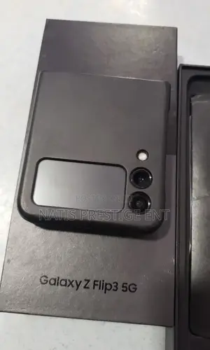 New Samsung Galaxy Z Flip 5 256 GB Black