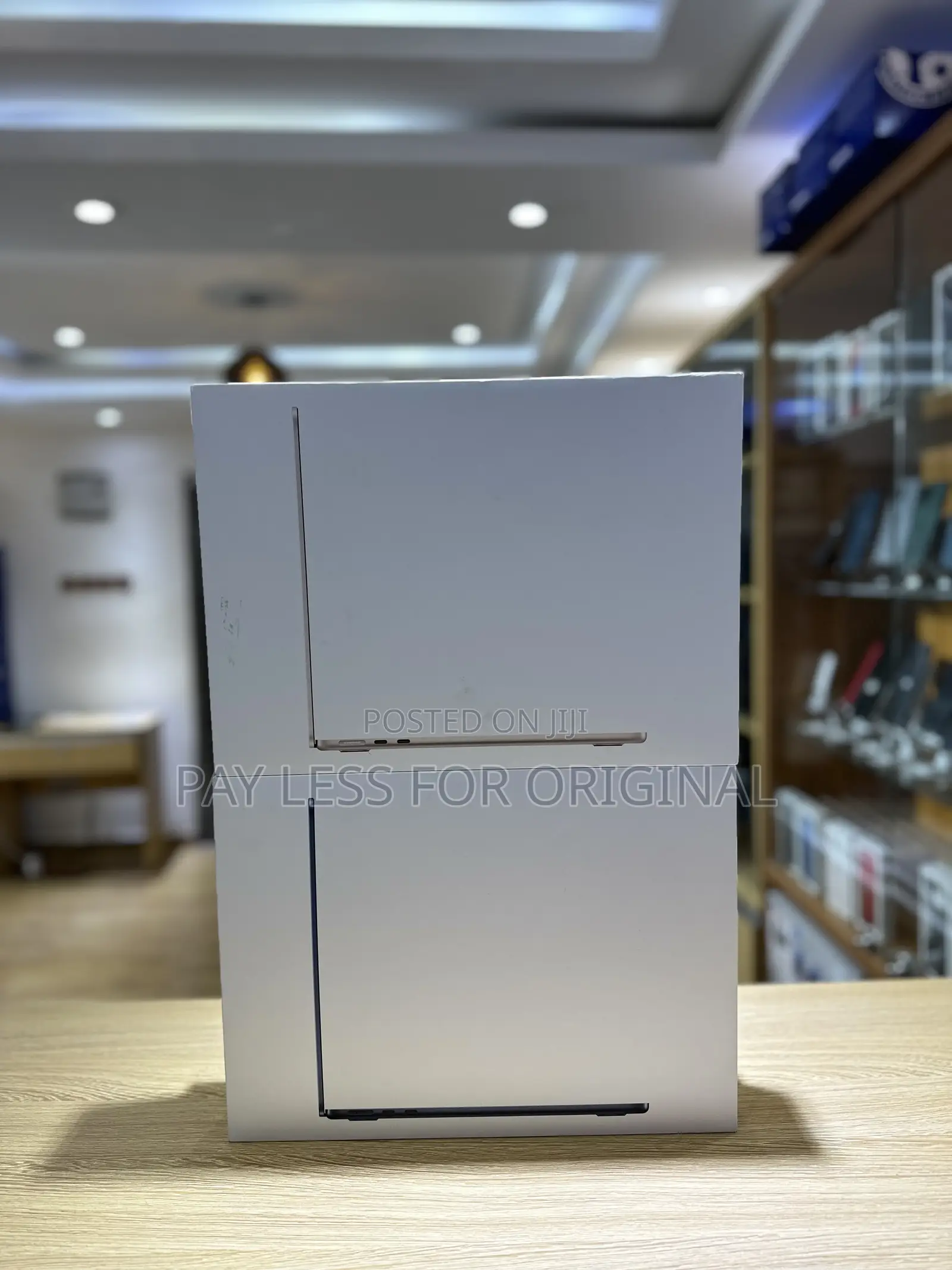New Laptop Apple MacBook Air 2023 M2 8GB Apple M2 SSD 256GB
