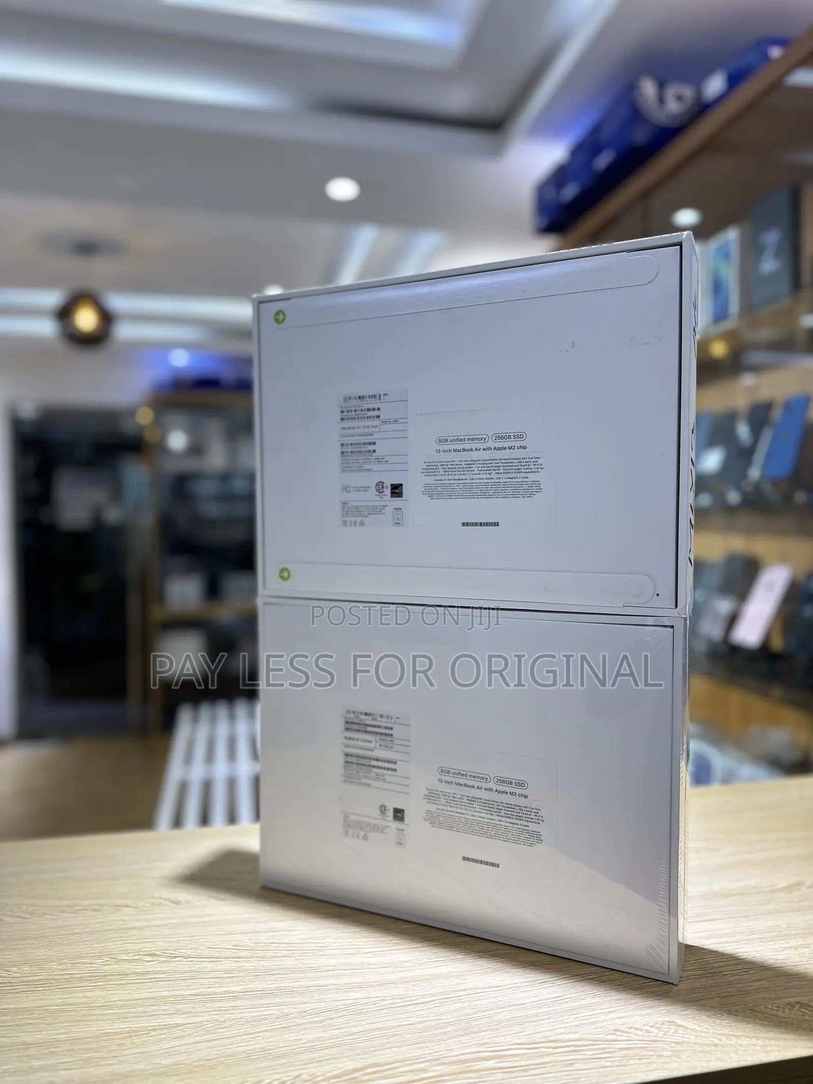 New Laptop Apple MacBook Air 2023 M2 8GB Apple M2 SSD 256GB