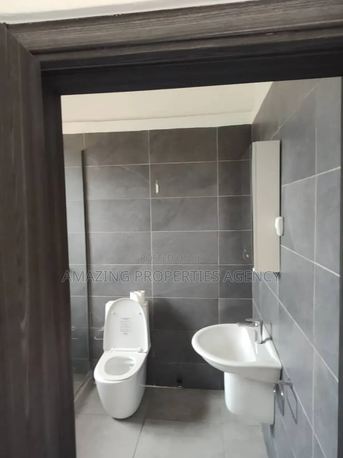 3bdrm House in North Industrial Area for rent