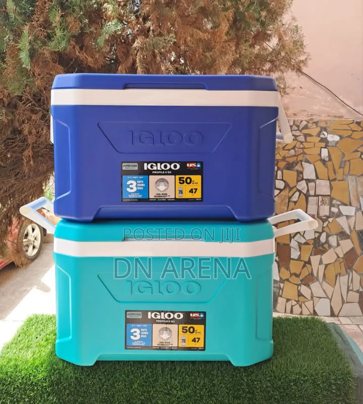 Igloo 52/50 Quart Ice Cooler Box