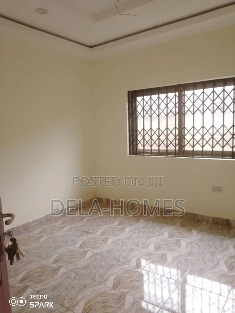 2bdrm Apartment in Lakeside Estate, Ashaley Botwe for rent