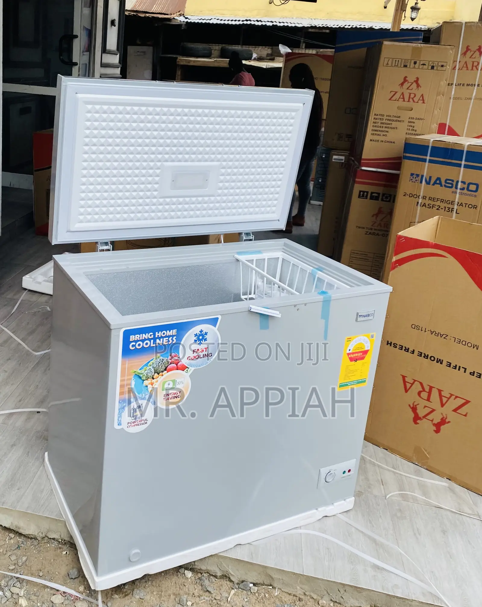 Get Lovely Nasco Nas 250, 200L Single Door Freezer.